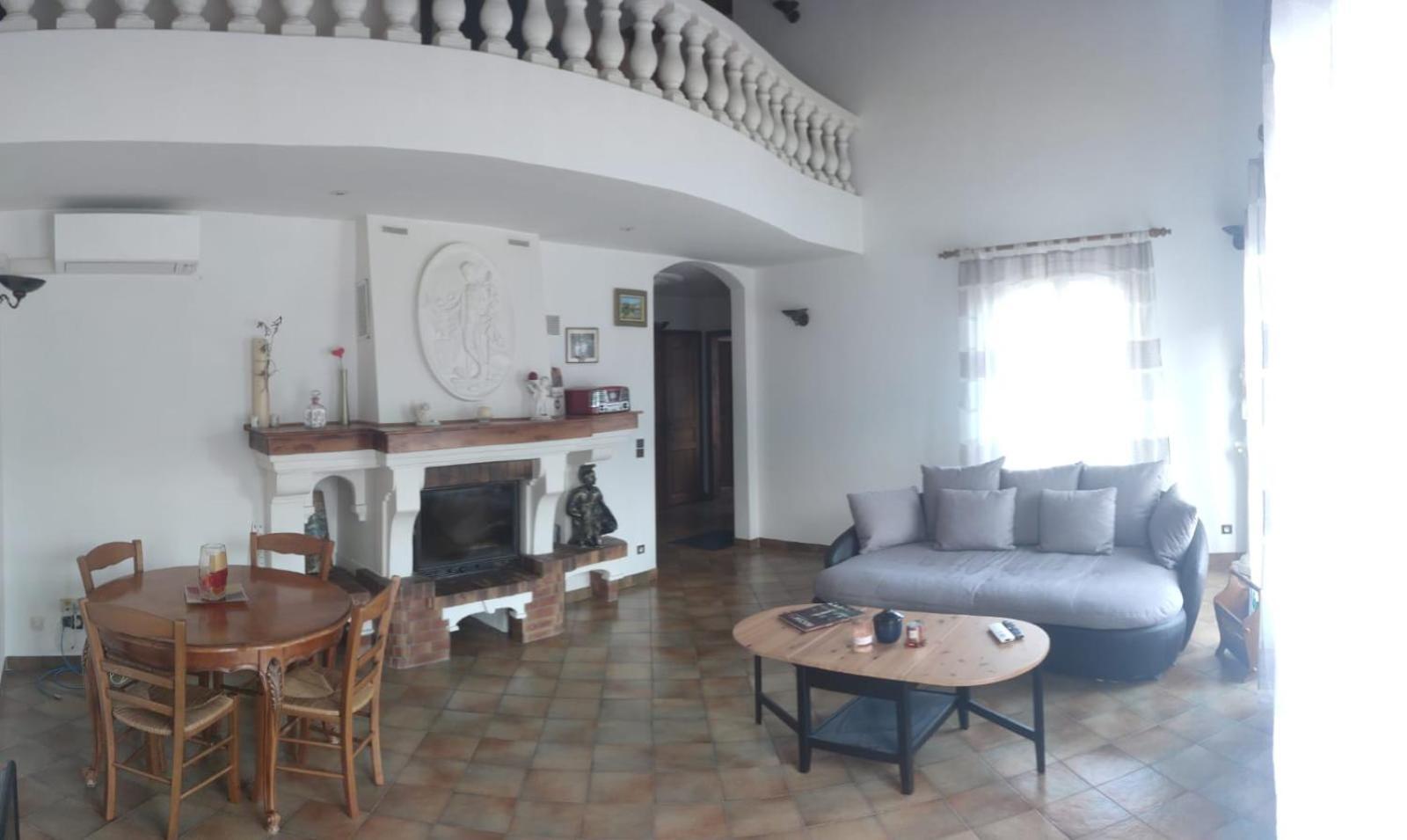 Villa Le Magnolia Contes (Alpes-Maritimes)